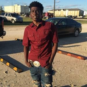 Meet your Posher, Derrick